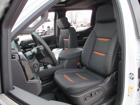 New 2026 GMC Sierra 1500 AT4 w/ AT4 Premium Package image 12