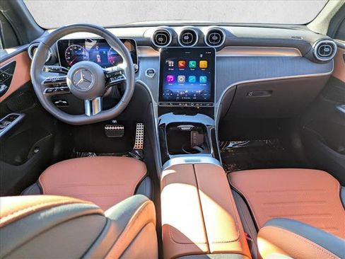 Certified 2025 Mercedes-Benz GLC 300 image 19