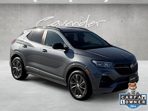 Used 2020 Buick Encore GX Select w/ Sport Touring Package FWD image 2