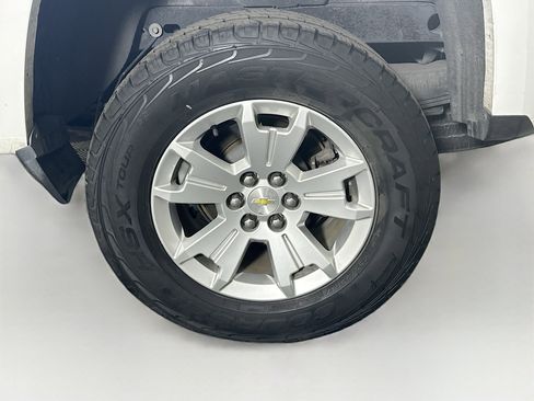 Used 2019 Chevrolet Colorado LT image 11