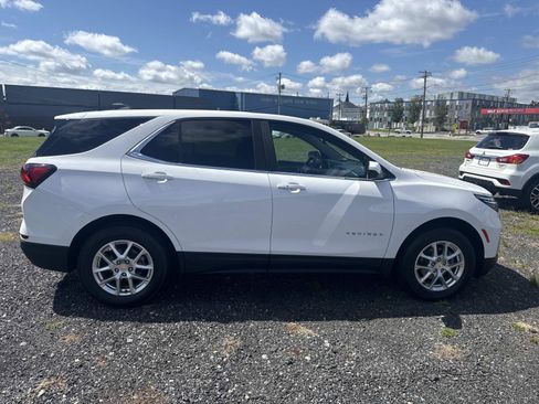 Used 2022 Chevrolet Equinox LT AWD/4WD image 10