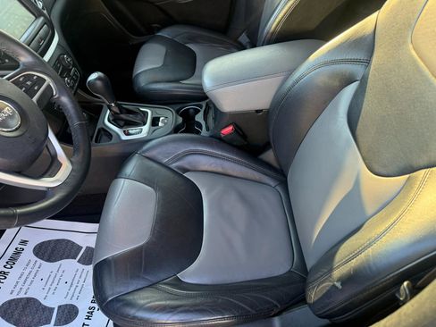 Used 2014 Jeep Cherokee Limited image 5