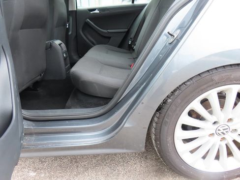 Used 2014 Volkswagen Jetta Sedan image 11