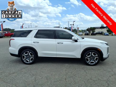Used 2023 Hyundai Palisade SEL w/ Premium Package FWD image 6