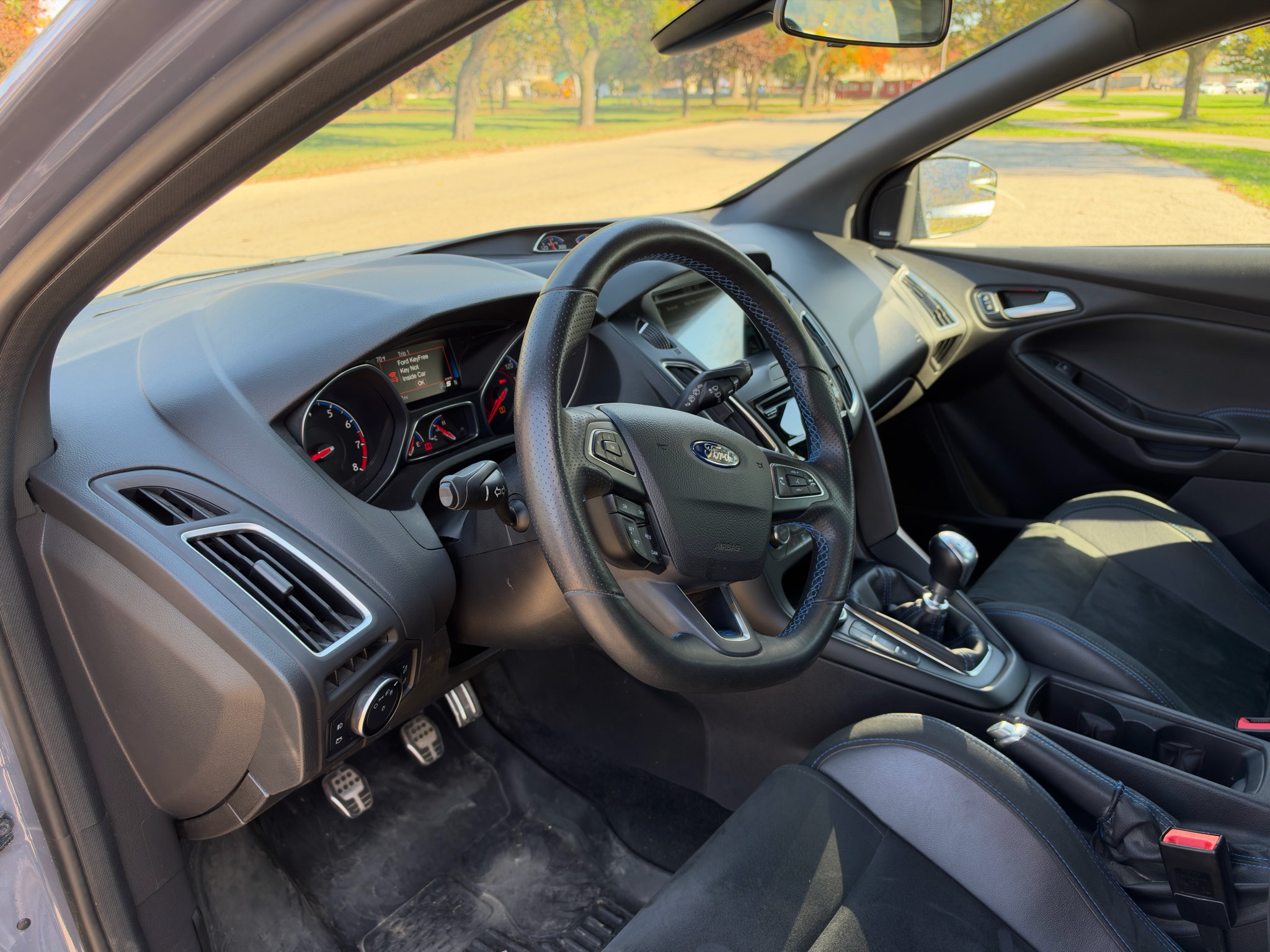 Used 2016 Ford Focus RS AWD/4WD image 8