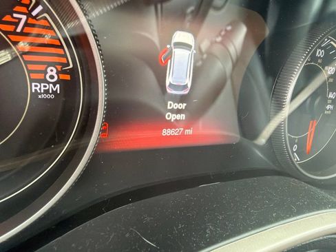 Used 2016 Jeep Cherokee Limited AWD/4WD image 7