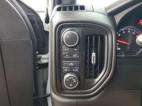 Used 2024 Chevrolet Silverado 1500 Custom w/ Turbomax Blackout Package AWD/4WD image 31