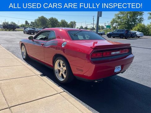 Used 2012 Dodge Challenger R/T RWD image 7