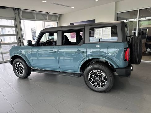 Used 2023 Ford Bronco Outer Banks AWD/4WD image 5