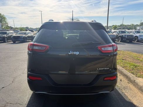 Used 2014 Jeep Cherokee Limited w/ Luxury Group FWD image 6