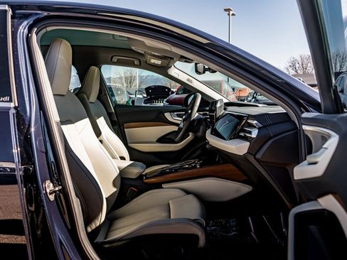 Used 2025 Audi A5 2.0T Premium Plus image 40