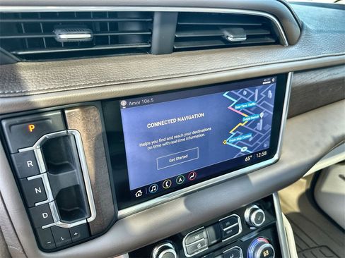 Used 2021 GMC Yukon Denali w/ Denali Ultimate Package image 28