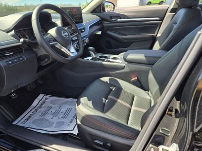 New 2026 Nissan Altima 2.5 SR w/ SR Midnight Edition Package