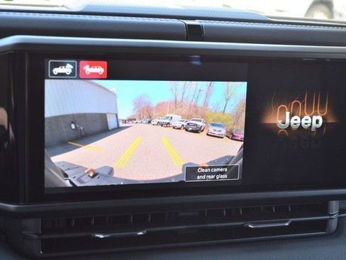 New 2025 Jeep Wrangler Unlimited Rubicon 392 image 34