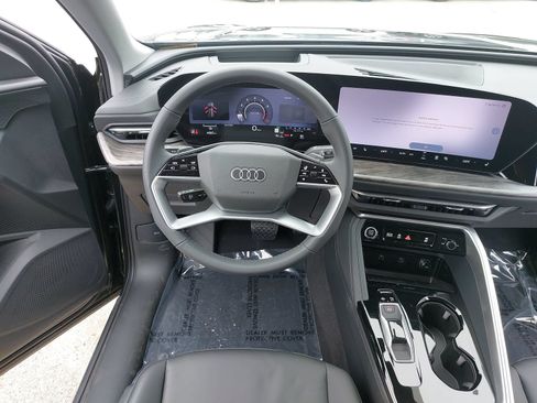 New 2026 Audi Q5 Premium Plus AWD/4WD image 16