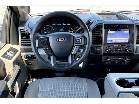 Used 2019 Ford F150 XLT AWD/4WD image 5
