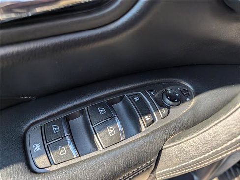 Used 2021 INFINITI QX80 Luxe image 34