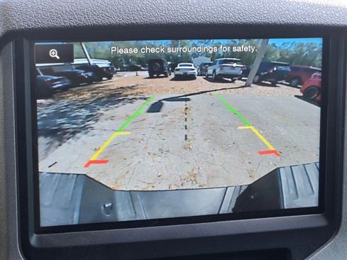 Used 2015 Ford F250 Lariat w/ Lariat Interior Package image 5