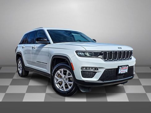 Used 2022 Jeep Grand Cherokee Limited AWD/4WD image 1