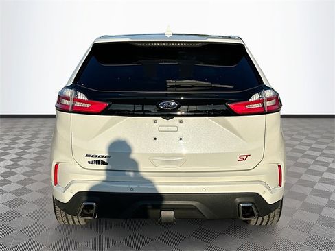 Used 2020 Ford Edge ST w/ Equipment Group 401A image 6