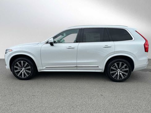 Used 2025 Volvo XC90 B5 Core image 6