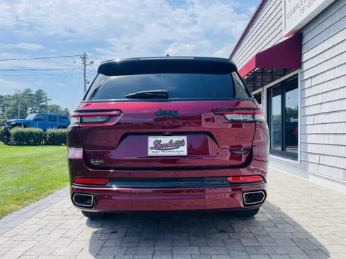 Used 2025 Jeep Grand Cherokee L Summit w/ Obsidian Package AWD/4WD image 6