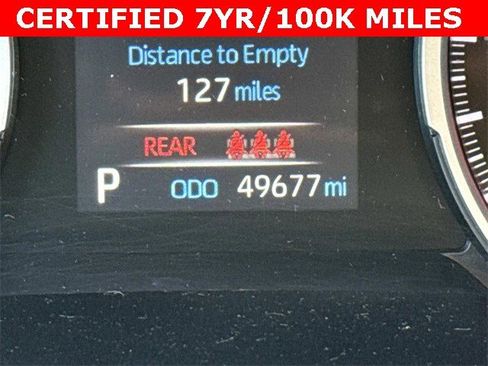 Used 2022 Toyota RAV4 XLE image 28