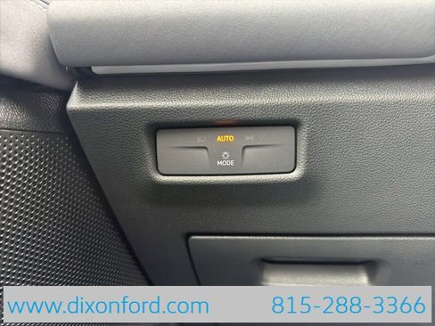 New 2026 Volkswagen Tiguan SE R-Line image 17