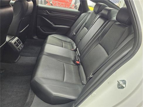Used 2021 Honda Accord Sport image 11