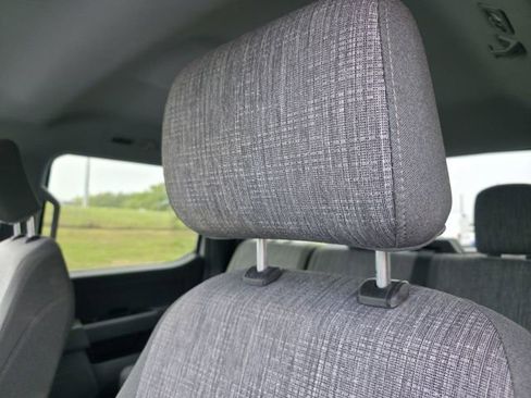 Used 2025 Ford F250 XLT image 12