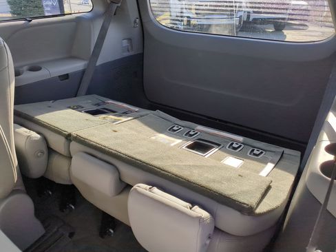 Used 2016 Toyota Sienna XLE image 20