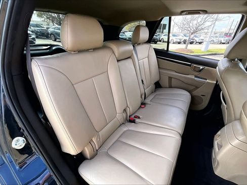 Used 2012 Hyundai Santa Fe Limited w/ Navigation Pkg 4 image 17