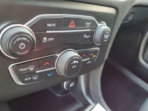 Used 2022 Dodge Charger SXT image 26