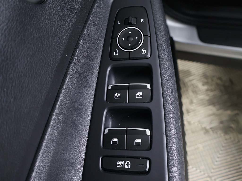 Used 2023 Hyundai Santa Fe SEL AWD/4WD image 33