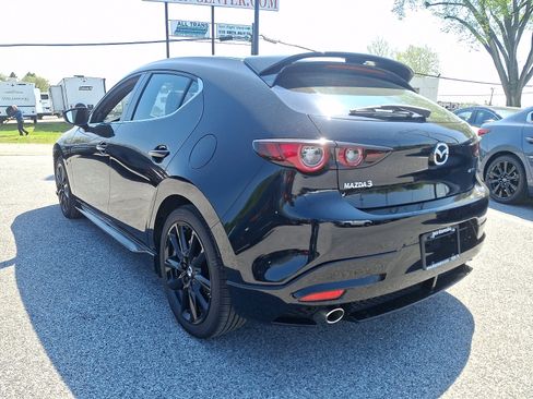 Certified 2025 MAZDA MAZDA3 2.5 S Hatchback w/ Appearance Package FWD image 5