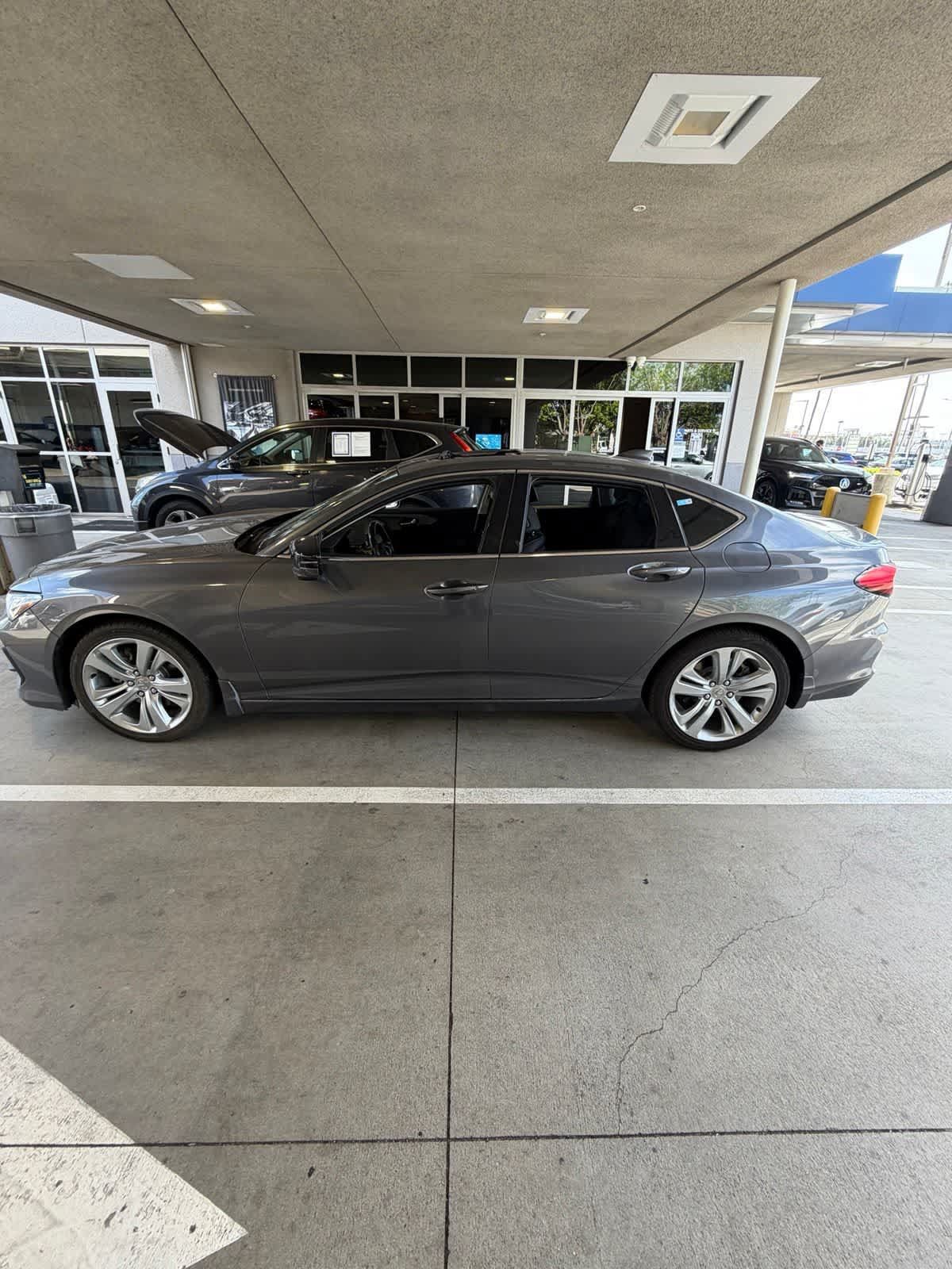 Used 2022 Acura TLX w/ Technology Package FWD image 8