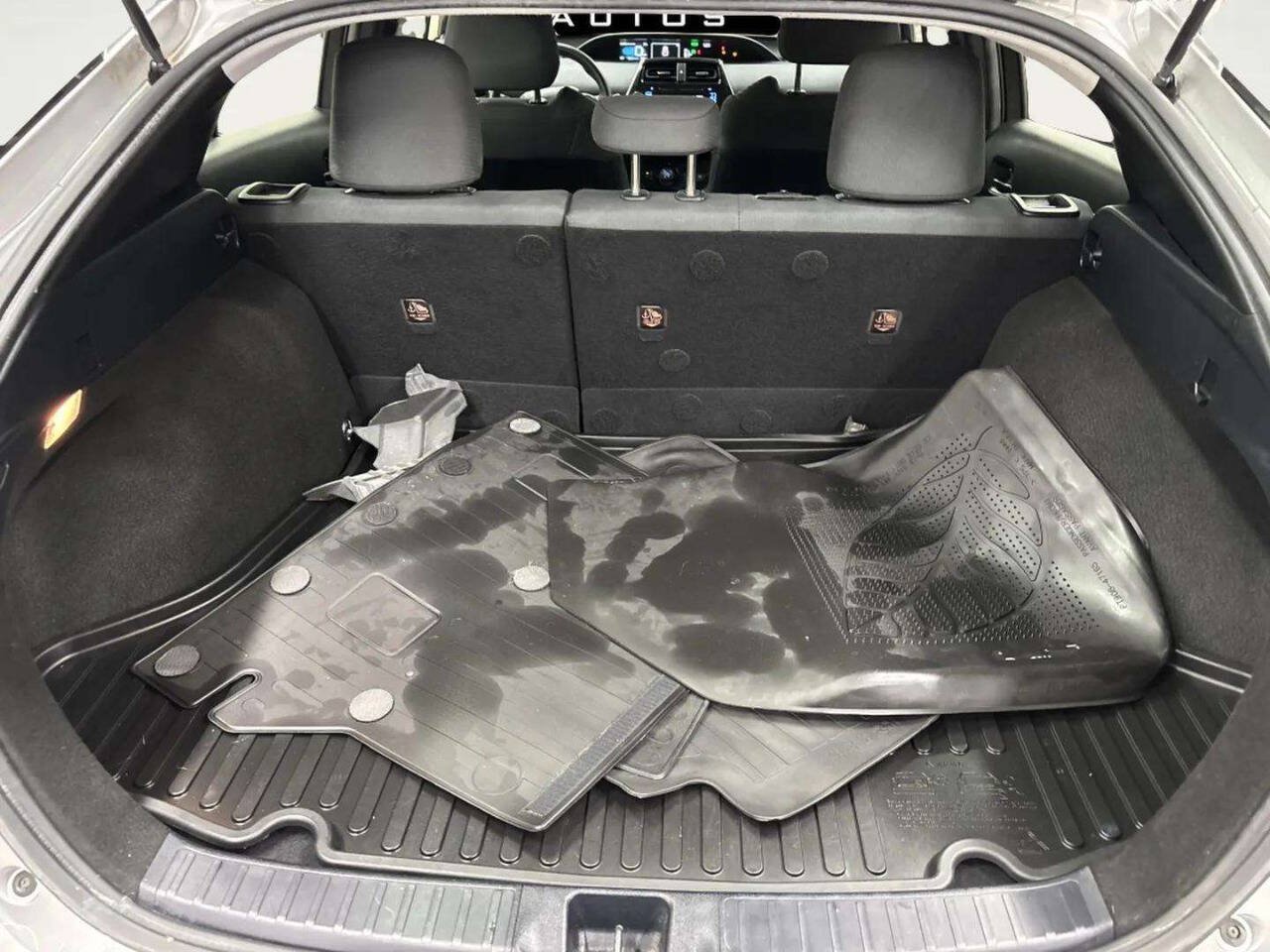 Used 2016 Toyota Prius Two FWD image 6