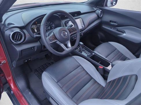 Used 2021 Nissan Kicks SR w/ SR Premium Package image 6