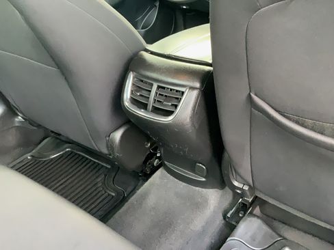 Used 2024 Chevrolet Malibu LT FWD image 22