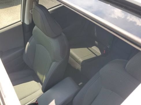 Certified 2024 Subaru Crosstrek 2.0i Premium AWD/4WD image 34