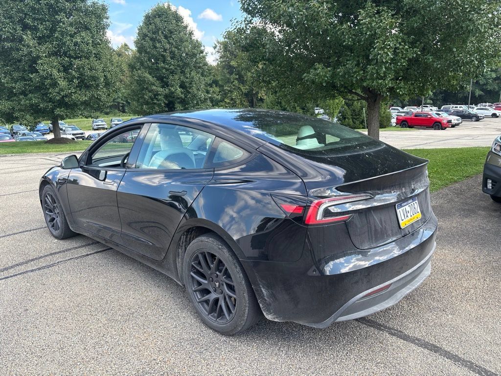 Used 2024 Tesla Model 3 Standard Range RWD image 5