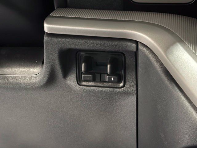 Used 2026 Ford Expedition Max Active RWD image 12