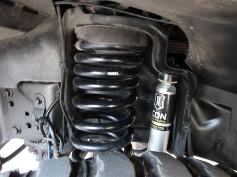 Used 2017 Ford F350 Platinum w/ Platinum Ultimate Package image 42