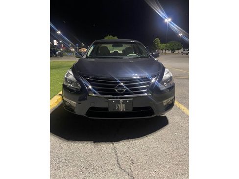 Used 2015 Nissan Altima 2.5 SL w/ Technology Package image 3