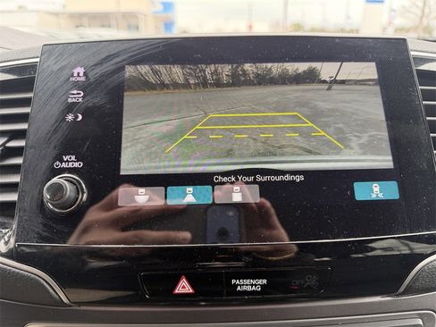 Used 2022 Honda Pilot Sport image 33