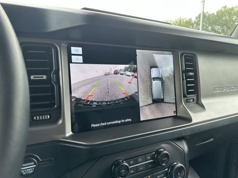 Used 2022 Ford Bronco Outer Banks image 23