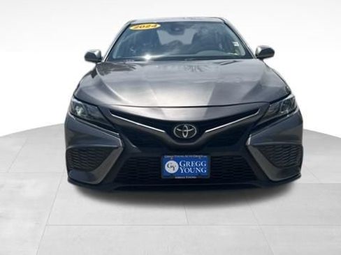 Used 2024 Toyota Camry SE FWD image 10
