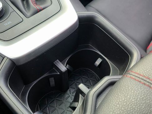 Used 2022 Toyota RAV4 XSE image 41