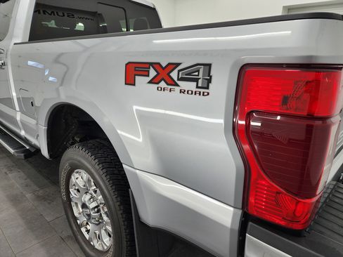 Used 2022 Ford F250 Lariat w/ Chrome Package image 29