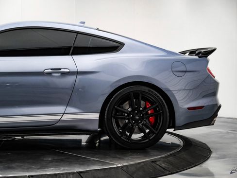 Used 2022 Ford Mustang Shelby GT500 w/ Technology Package image 7